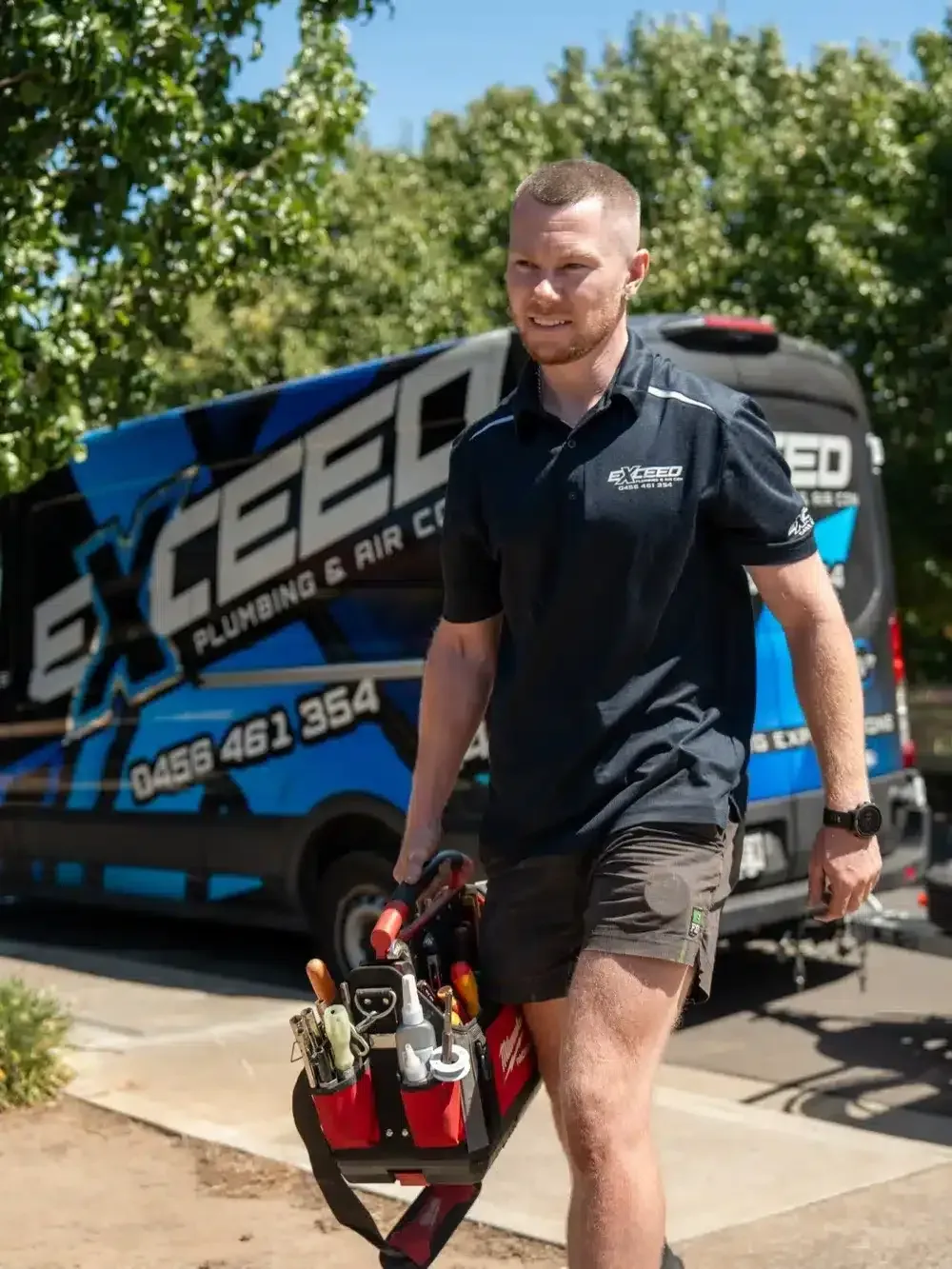 Local plumber arriving at a Elizabeth East home